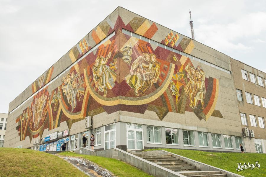 Мозаичное панно на «Радиоволне» в Гродно